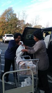 6th Annual Thanksgiving Basket Giveaway (2017)
